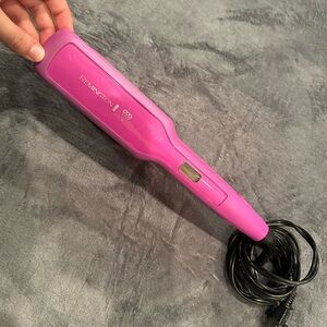 Remington Pink Digital Flat Iron Hair Straightener